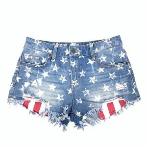 High rise distressed American Flag jean shorts 🍍